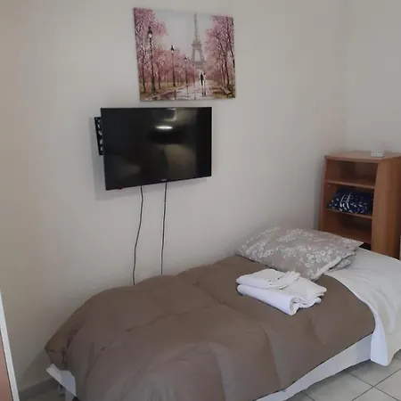 Mpoza Appartments *