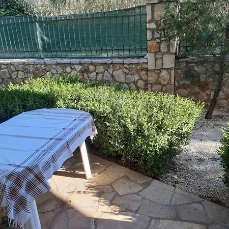 Mpoza Appartments Διαμέρισμα *
