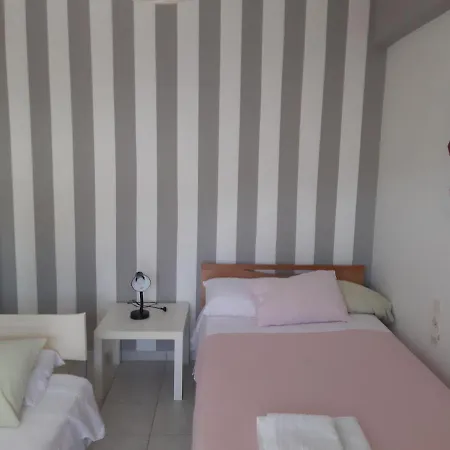 Mpoza Appartments * Patras